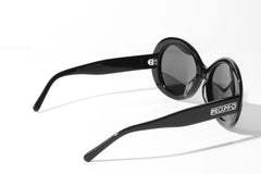 MEGUMI•O Polarized No Cheek Touch<br /> Jackie O Sunglasses (Black)